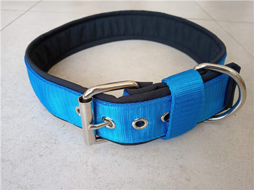 Obojek 5 cm, modro - černý, 62 - 70 cm - foto 1